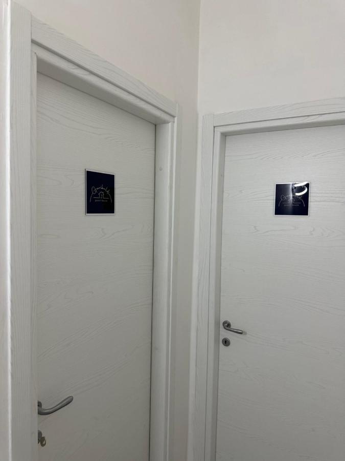 Garibaldi Guest House Napoli Dış mekan fotoğraf