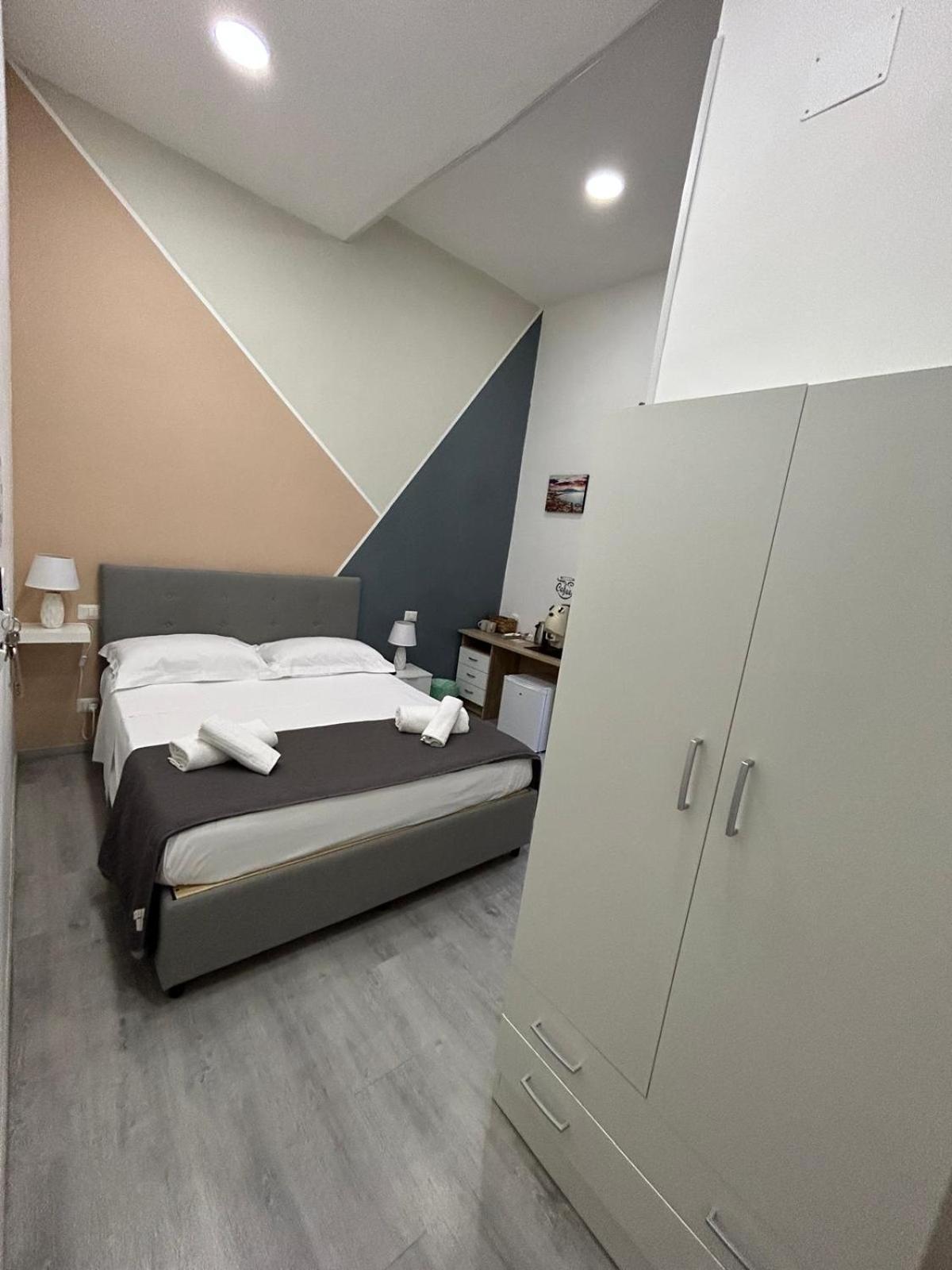 Garibaldi Guest House Napoli Dış mekan fotoğraf