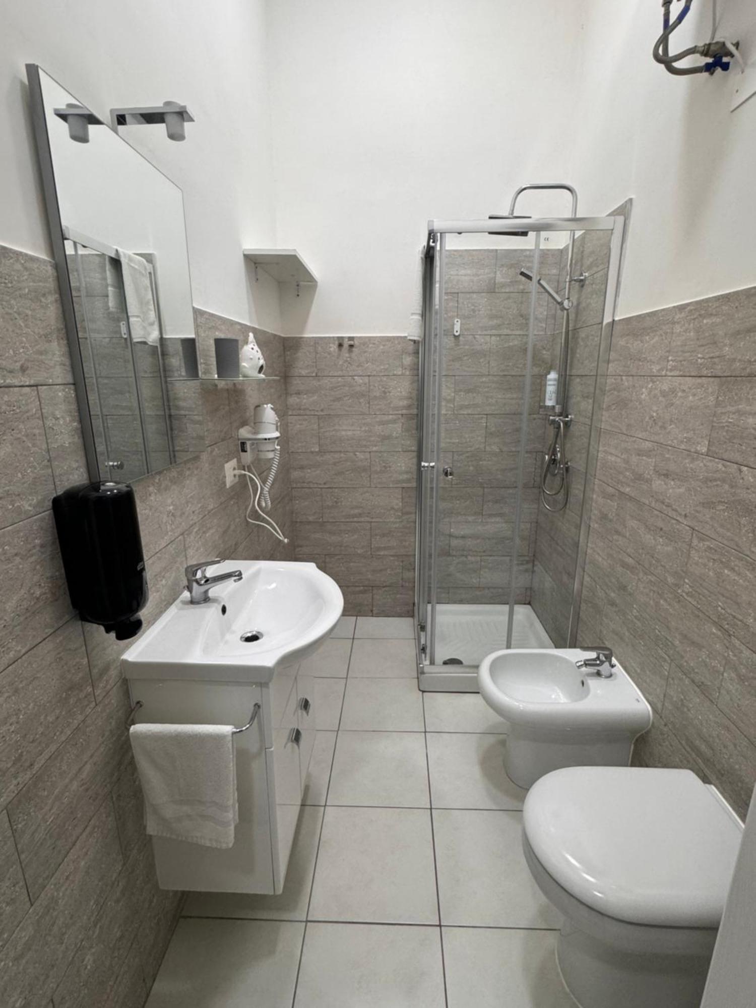 Garibaldi Guest House Napoli Dış mekan fotoğraf